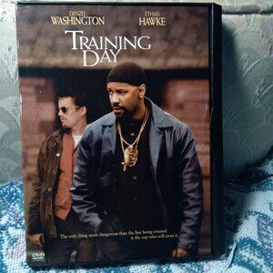TRAINING DAY MOVIE ON DVD WITH DENZEL WASHINGTON, ETHAN HAWKE 2002